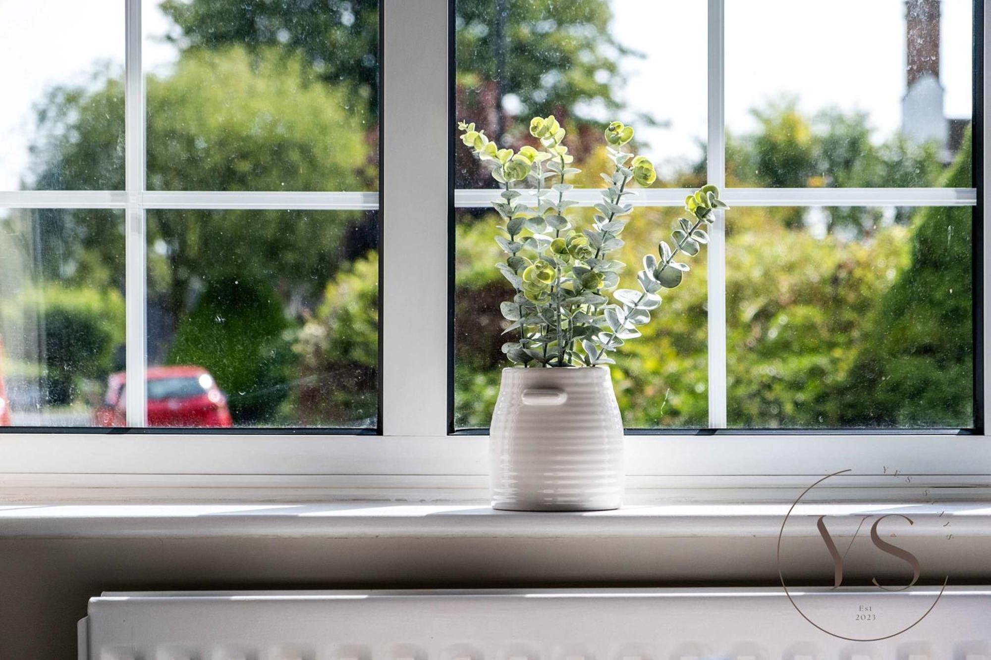 Spacious 6br Sleeps 12 With Stunning Garden Free Parking * Birmingham